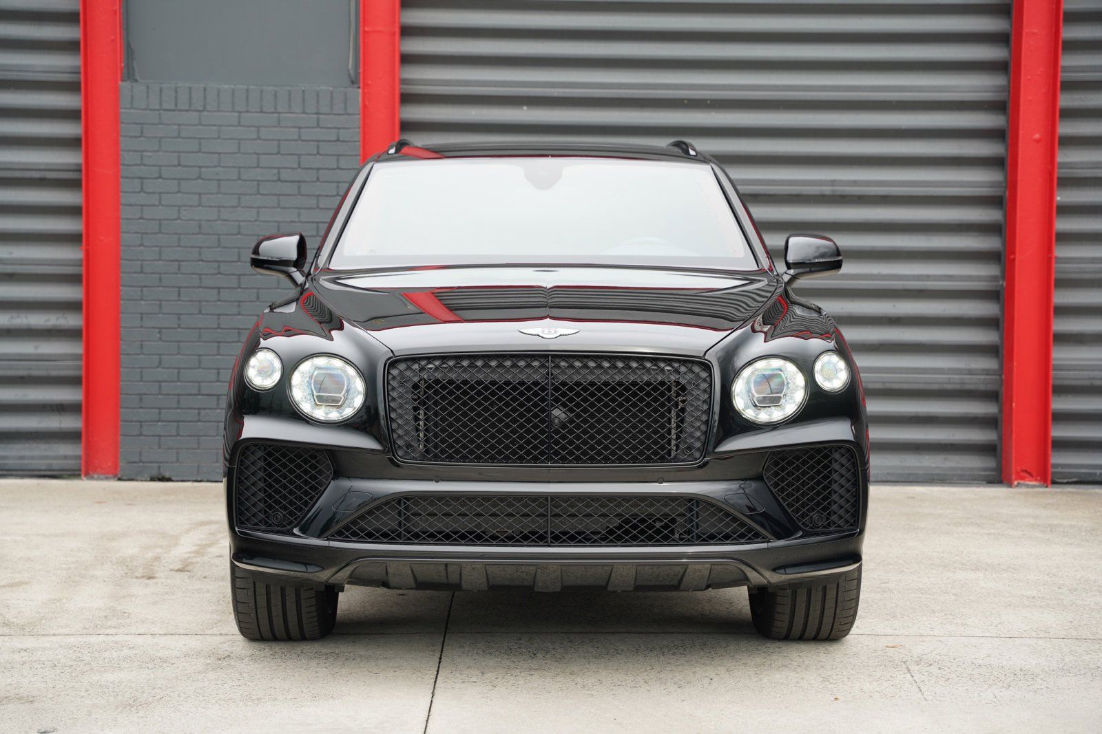 Used 2021 Bentley Bentayga AWD/4WD image 12