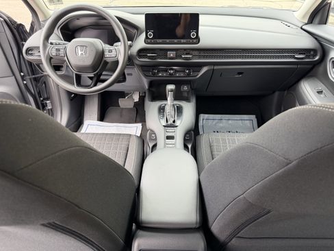 Certified 2023 Honda HR-V LX image 16