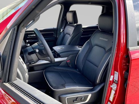 New 2026 RAM 1500 Laramie w/ Night Edition AWD/4WD image 17