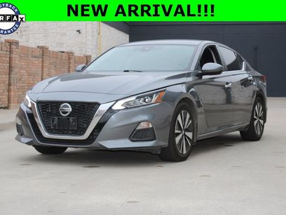 Used 2021 Nissan Altima 2.5 SV