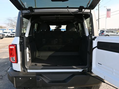 Used 2023 Ford Bronco Big Bend image 5