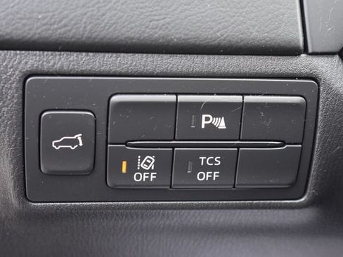 Used 2018 MAZDA CX-9 Touring w/ Touring Premium Package FWD image 22