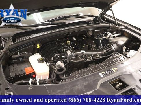 Used 2024 Jeep Grand Cherokee Limited image 23