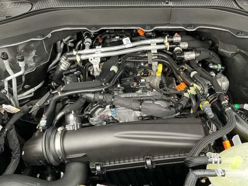 Used 2026 Ford Explorer Active AWD/4WD image 60
