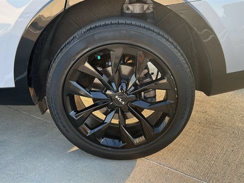 Used 2023 Kia Sorento SX AWD/4WD image 19