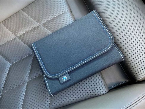 Certified 2024 BMW i5 eDrive40i w/ Premium Package image 14