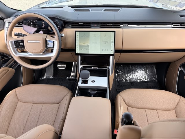 New 2026 Land Rover Range Rover Long Wheelbase SE AWD/4WD image 14