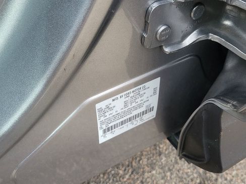 Used 2024 Ford Edge SEL image 28