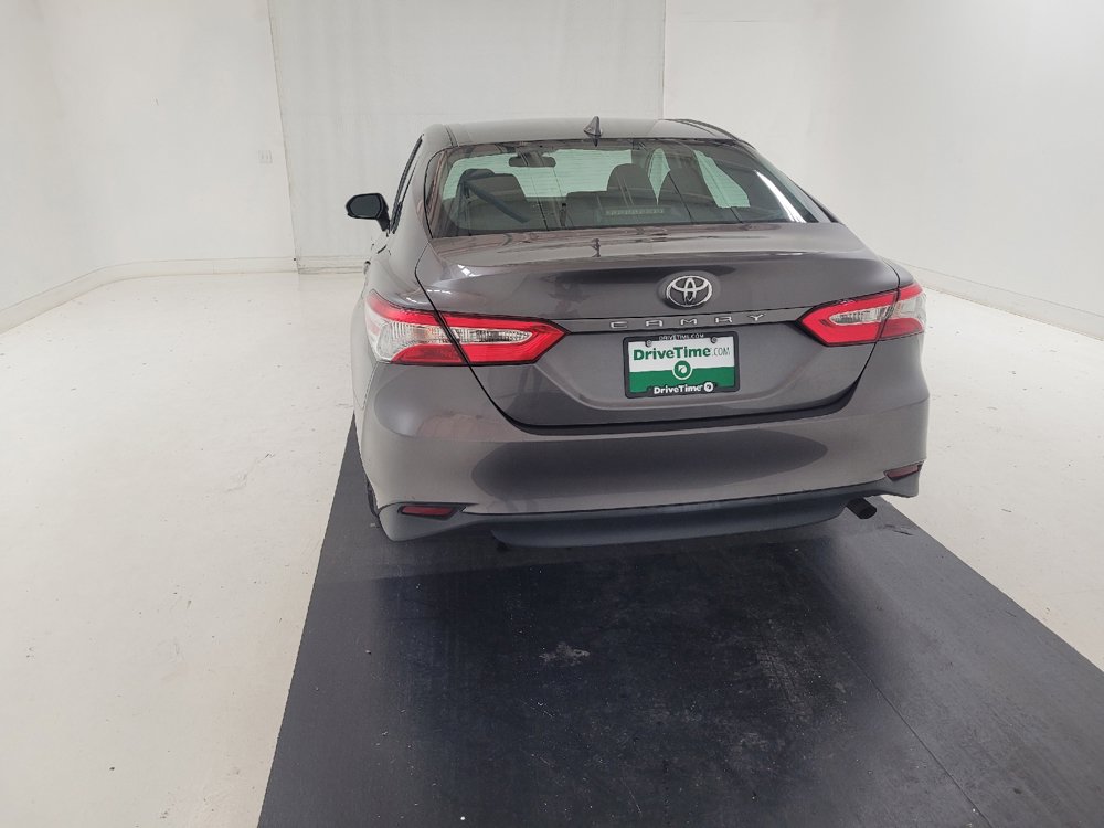 Used 2020 Toyota Camry LE FWD image 6