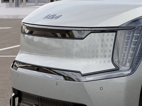 New 2026 Kia EV9 Land w/ Nightfall Edition Package image 12