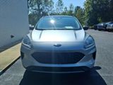 Used 2022 Ford Escape SE image 2