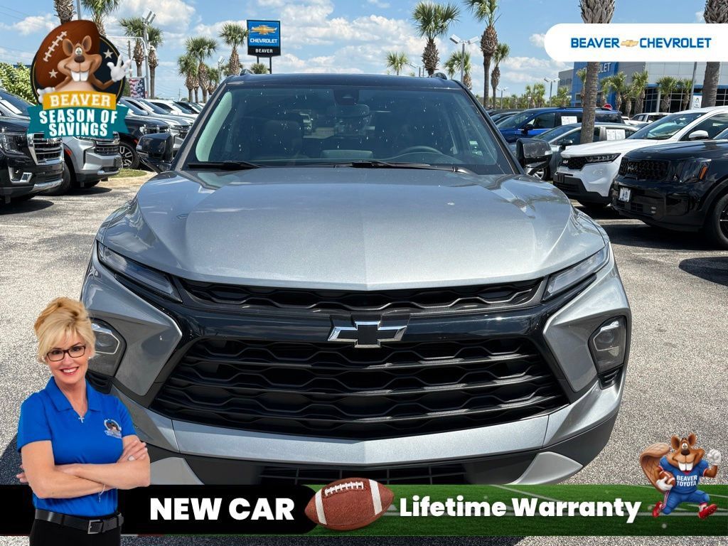 New 2025 Chevrolet Blazer LT w/ Midnight/Sport Edition AWD/4WD image 3
