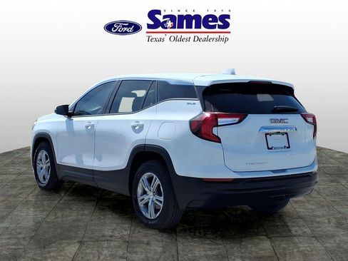 Used 2023 GMC Terrain SLE w/ LPO, Floor Liner Package image 7