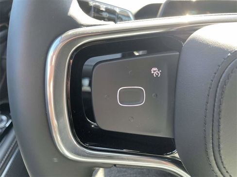 New 2026 Lincoln Nautilus Premier image 24