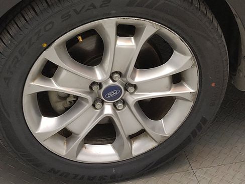 Used 2014 Ford Escape Titanium FWD image 31