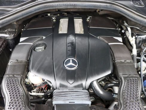 Used 2017 Mercedes-Benz GLS 450 4MATIC image 47