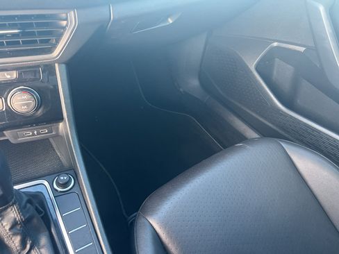 Used 2020 Volkswagen Jetta SE image 18