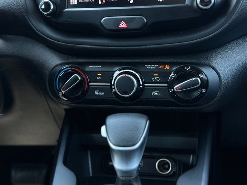 Used 2023 Kia Soul LX w/ Option Group 015 image 8