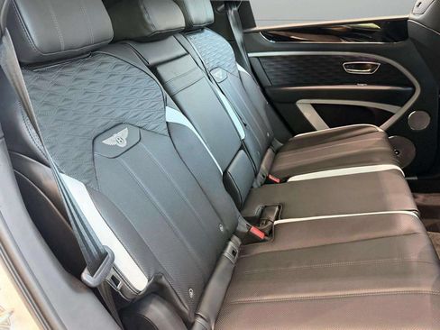 New 2026 Bentley Bentayga Speed AWD/4WD image 29