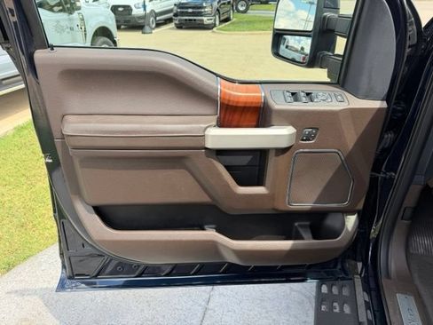 Used 2022 Ford F250 King Ranch w/ Tremor Off-Road Package AWD/4WD image 8