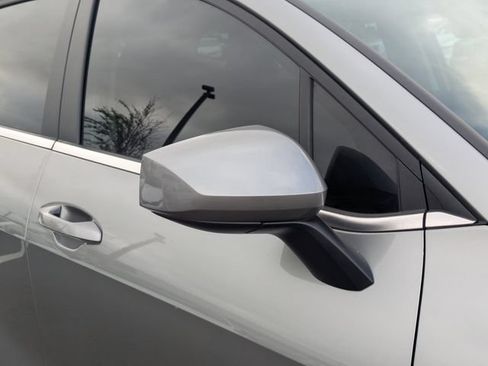 Used 2025 Kia Sportage LX FWD image 10
