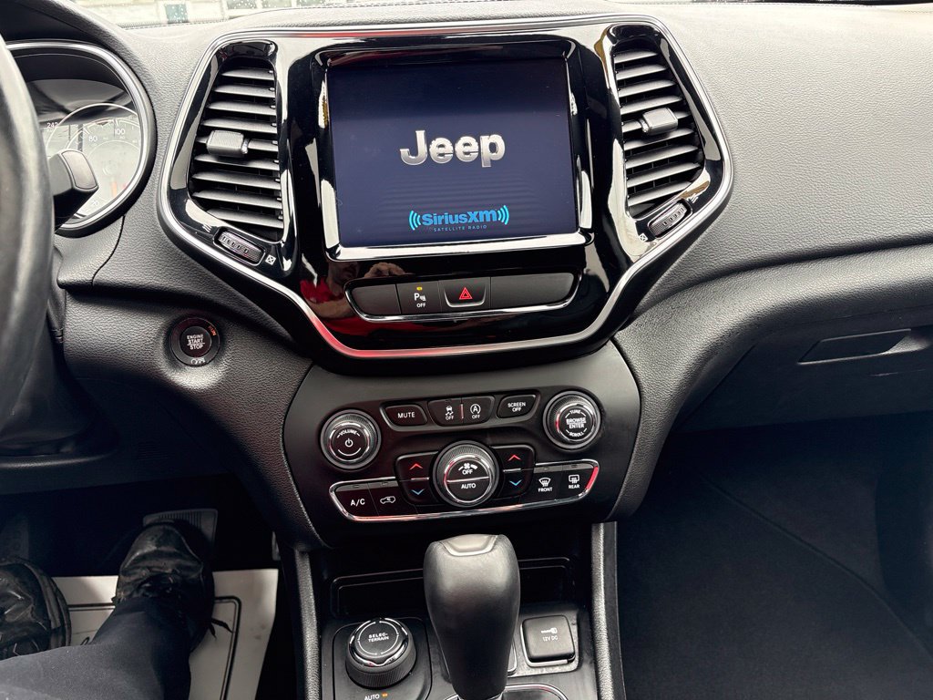 Used 2020 Jeep Cherokee High Altitude AWD/4WD image 28