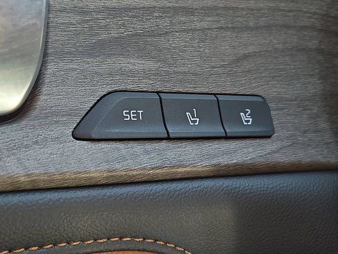 Certified 2023 Kia Sorento SX Prestige AWD/4WD image 31