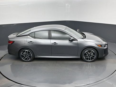 Used 2024 Nissan Sentra SR image 13