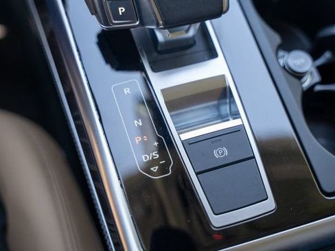 Used 2025 Audi Q7 2.0T Premium Plus AWD/4WD image 35