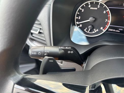 Used 2023 Nissan Rogue SV image 19