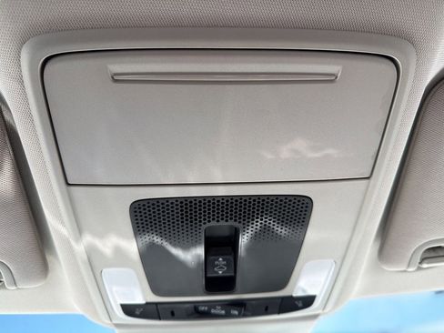 Used 2023 Honda Civic Touring image 25