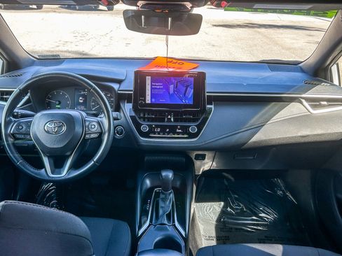 Certified 2024 Toyota Corolla SE image 12