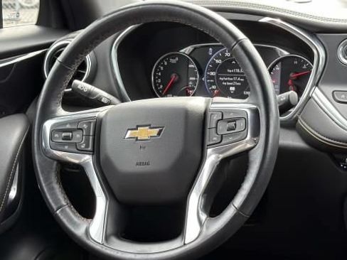 Certified 2022 Chevrolet Blazer Premier w/ Enhanced Convenience Package AWD/4WD image 31