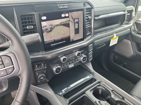 New 2026 Ford F250 Lariat w/ Chrome Package image 19