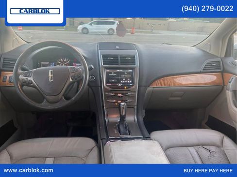 Used 2014 Lincoln MKX AWD w/ Equipment Group 102A image 18