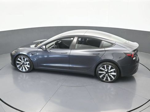 Used 2025 Tesla Model 3 Long Range RWD image 16