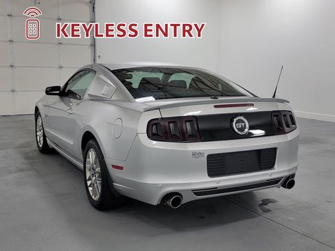 Used 2014 Ford Mustang GT Premium RWD image 6