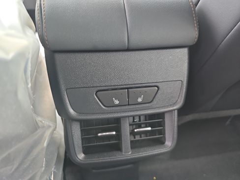 New 2027 GMC Terrain AT4 w/ Convenience Package III AWD/4WD image 15