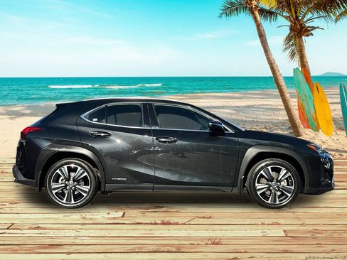 Used 2021 Lexus UX 250h image 6