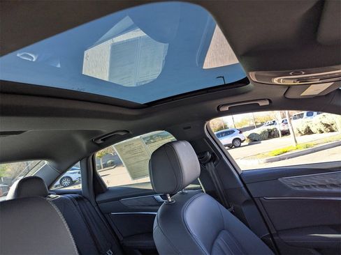 Used 2024 Audi A6 Premium Plus image 12