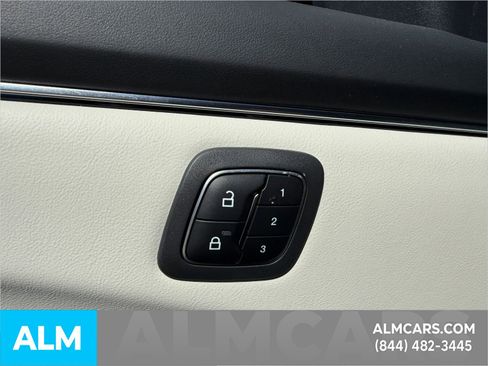 Used 2025 Ford Mustang Mach-E Premium image 30