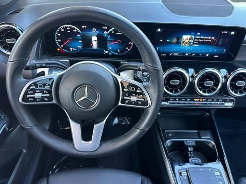 Certified 2023 Mercedes-Benz GLB 250 image 30
