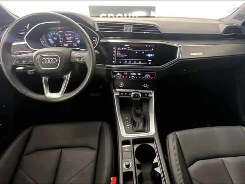 Used 2025 Audi Q3 2.0T Premium image 15