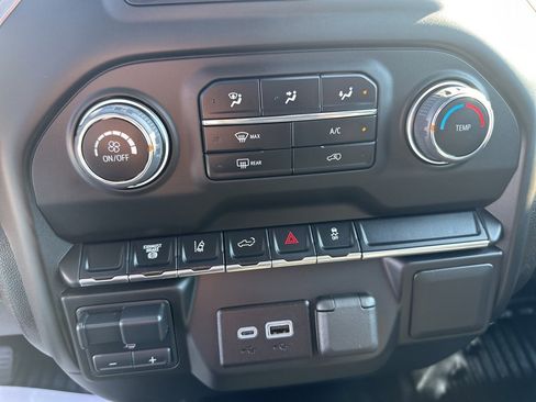 Used 2024 Chevrolet Silverado 3500 W/T image 43