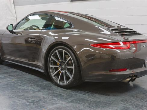 Used 2014 Porsche 911 Carrera 4S AWD/4WD image 18