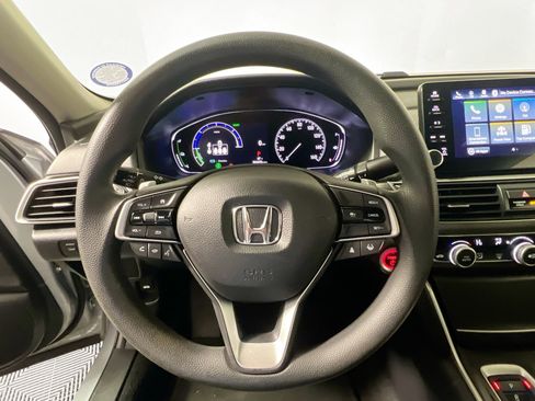 Used 2021 Honda Accord Hybrid image 17