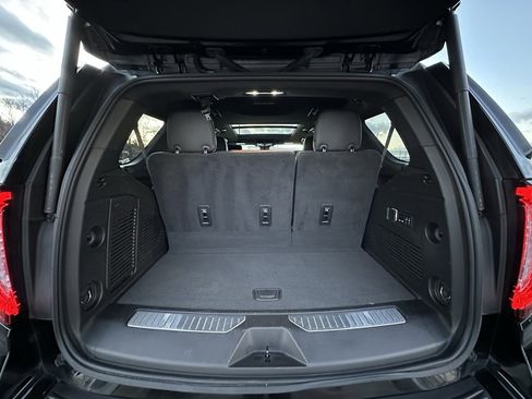 Used 2023 GMC Yukon Denali Ultimate image 14