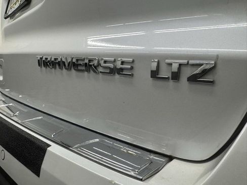 Used 2016 Chevrolet Traverse LTZ image 38