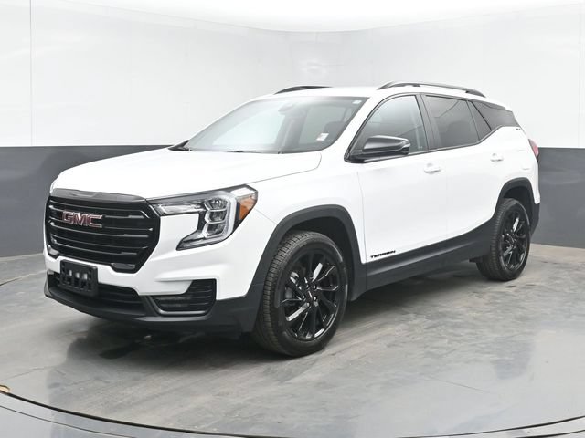 Used 2023 GMC Terrain SLE w/ Elevation Edition AWD/4WD image 10