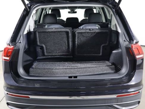 Used 2023 Volkswagen Tiguan SE FWD image 18